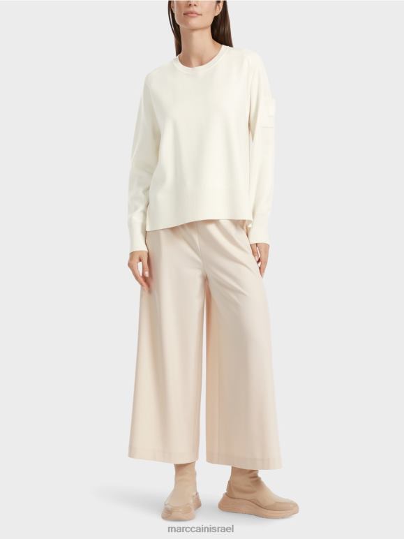צבע קרם Marc Cain סוודר סרוג עם כיס על השרוול הַלבָּשָׁה 62FRR1105